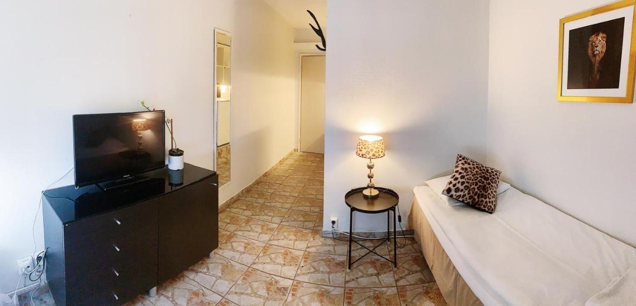 Hotel Harriet Turku Extérieur photo