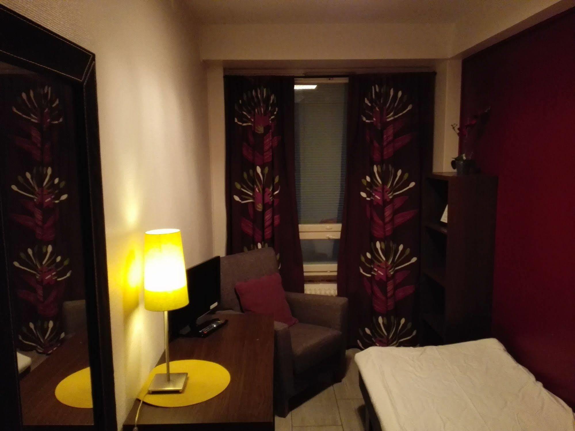 Hotel Harriet Turku Extérieur photo